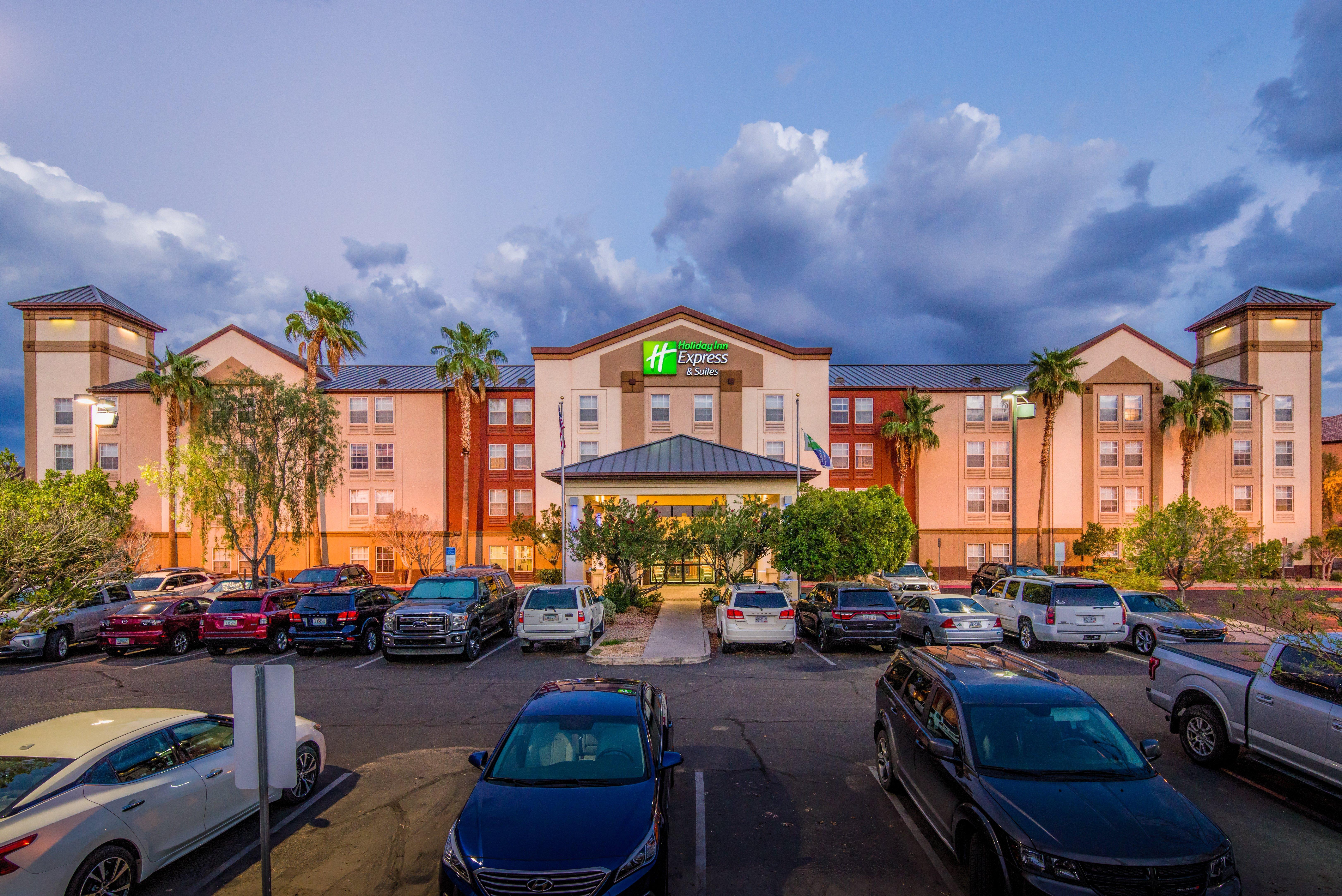 Holiday Inn Express Phoenix-Airport/University Drive By Ihg Екстер'єр фото