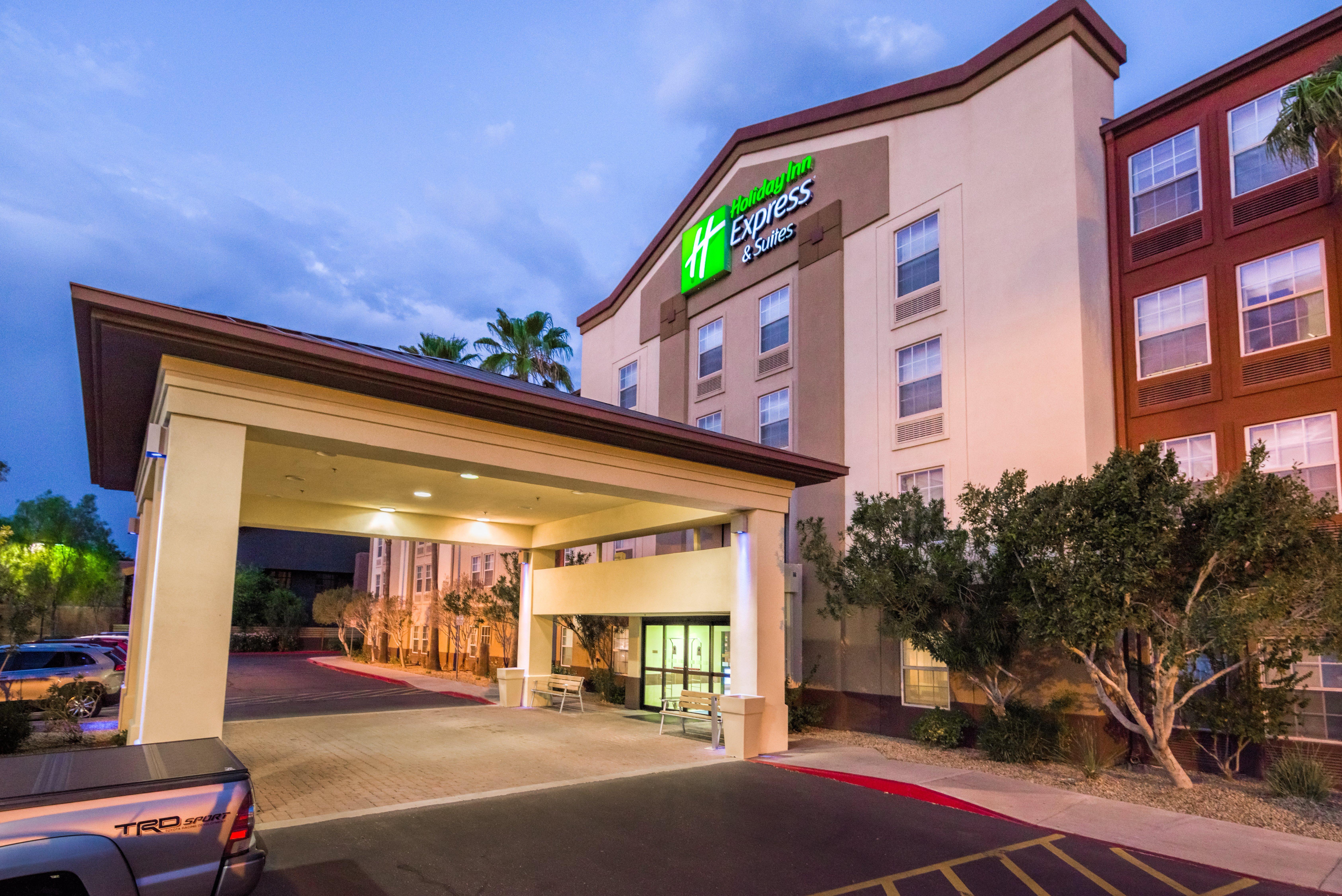 Holiday Inn Express Phoenix-Airport/University Drive By Ihg Екстер'єр фото