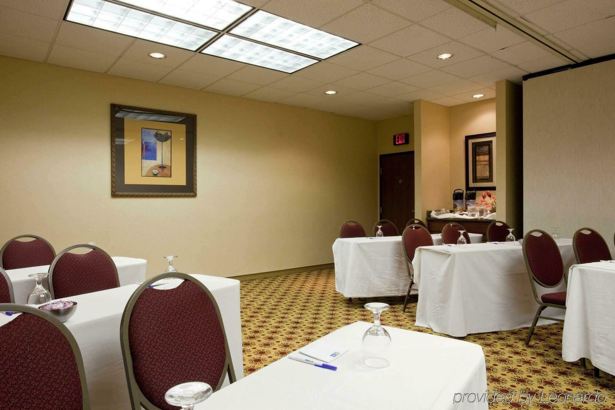 Holiday Inn Express Phoenix-Airport/University Drive By Ihg Екстер'єр фото